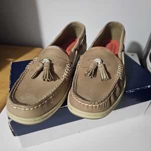 Women's Tan Loafers with Tassels